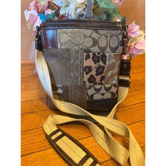 COACH Patchwork Animal Print Messenger CrossBody Shoulder Bag 40915 ( (600 - Picture 1 of 8